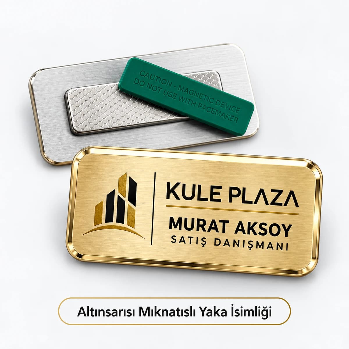Altın Sarısı Mıknatıslı Yaka İsimliği Firma logosu, isim ve satış danışmanı unvanı yazılı altın sarısı mıknatıslı yaka isimliği