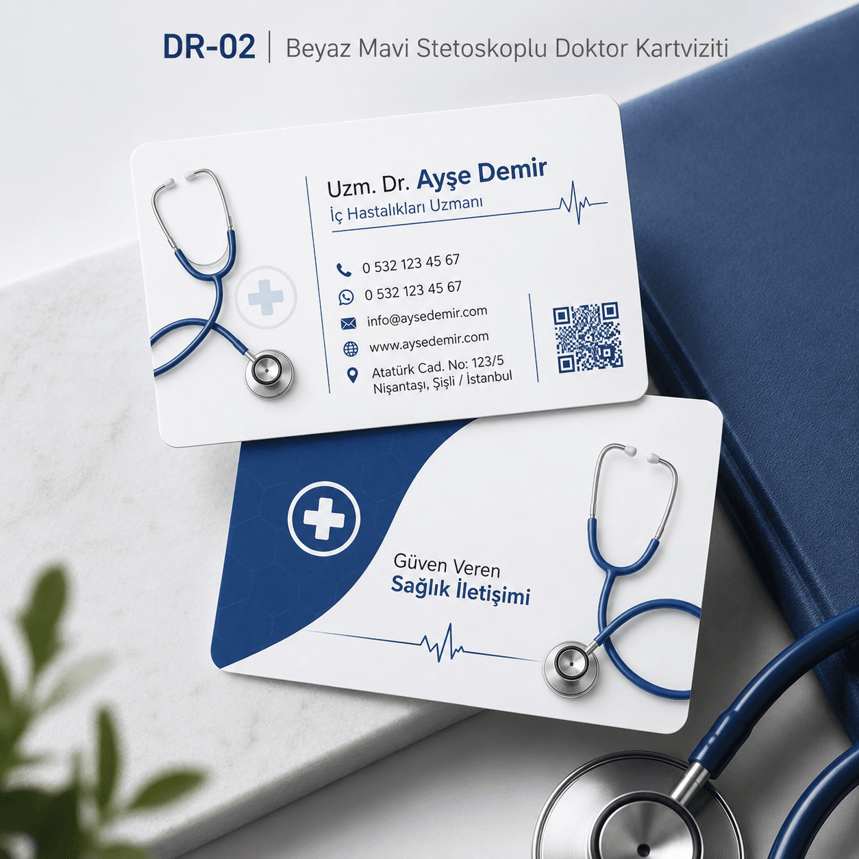Beyaz Mavi Stetoskoplu Doktor Kartviziti ön ve arka yüz gerçek tasarım örneği