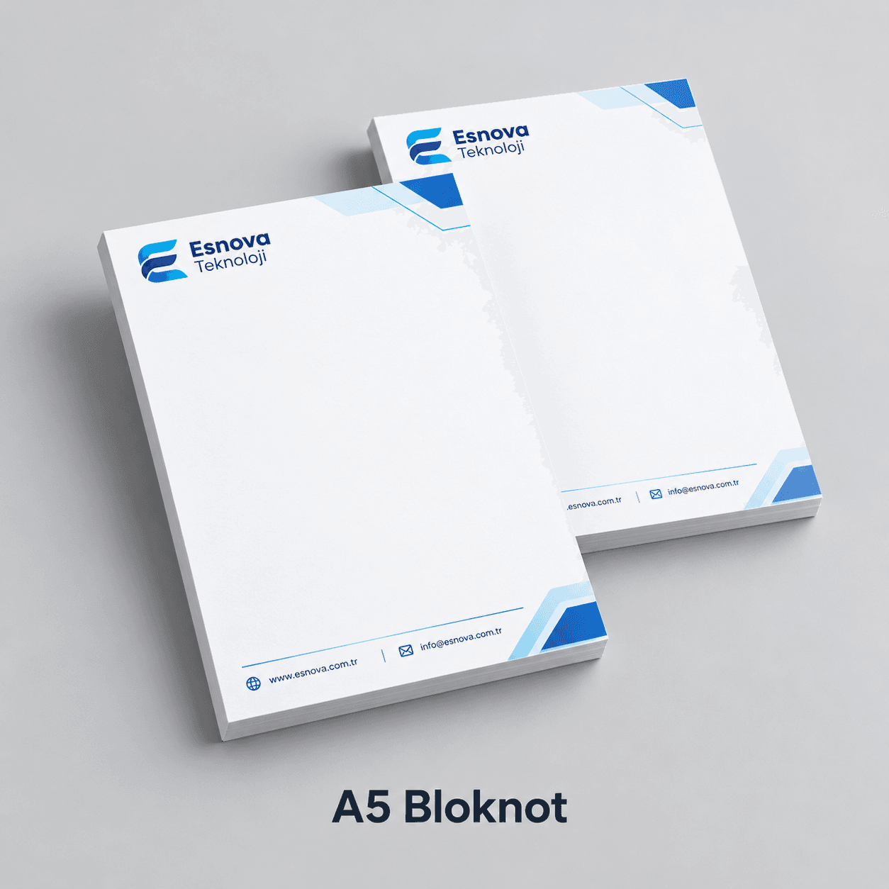Teknoloji firması için A5 bloknot örneği